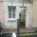 Un Chez Soi Bord De *