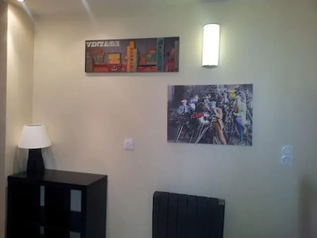 Un Chez Soi Bord De *