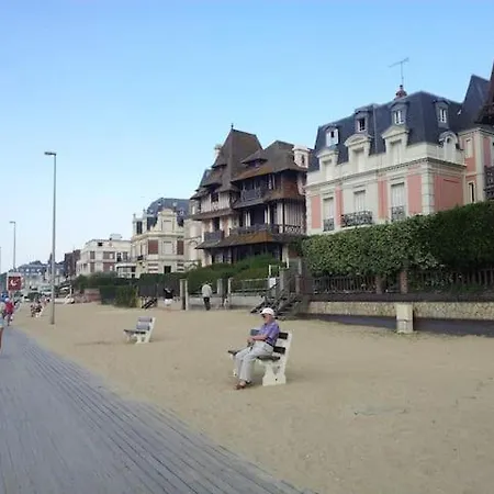 Un Chez Soi Bord De Appartement