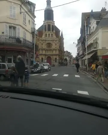 Un Chez Soi Bord De Trouville-sur-Mer
